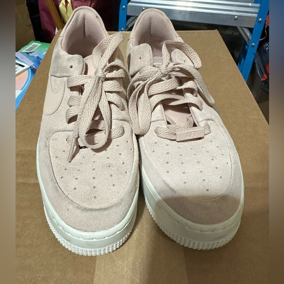 AF-1 Sneakers - Picture 2 of 6